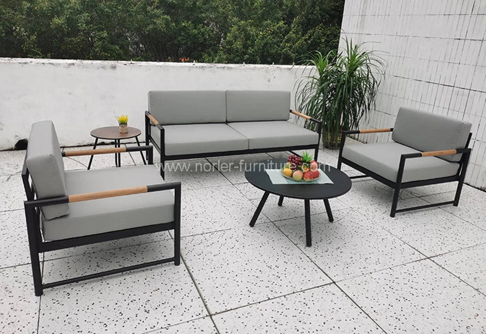 Durable Aluminum Frame Teak Wood Armrest Outdoor Sofa