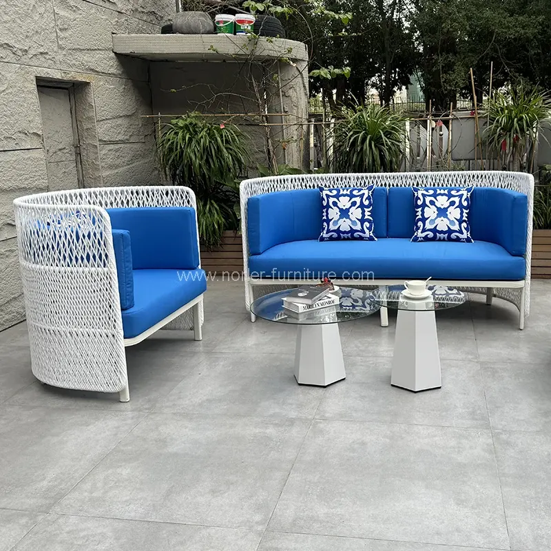 O mais novo corda azul tecelando sofá ao ar livre