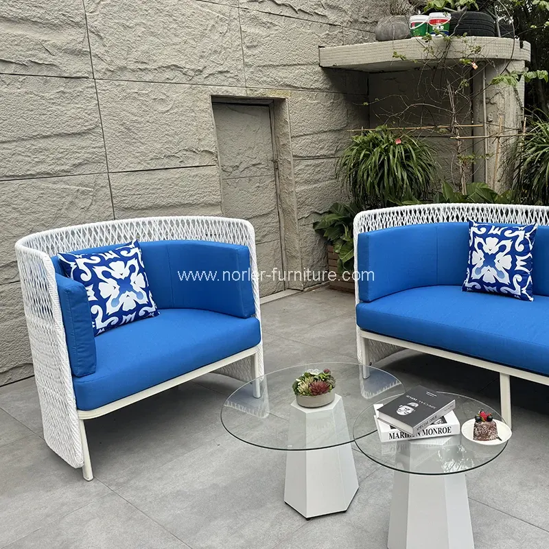 O mais novo corda azul tecelando sofá ao ar livre