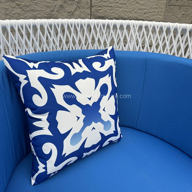 O mais novo corda azul tecelando sofá ao ar livre